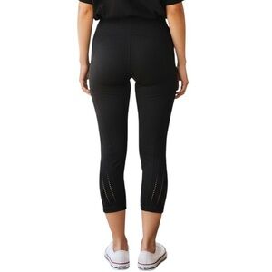 Fabletics Capri Leggings Women’s Sz M Black Mid Rise Ribbed Cropped Mesh